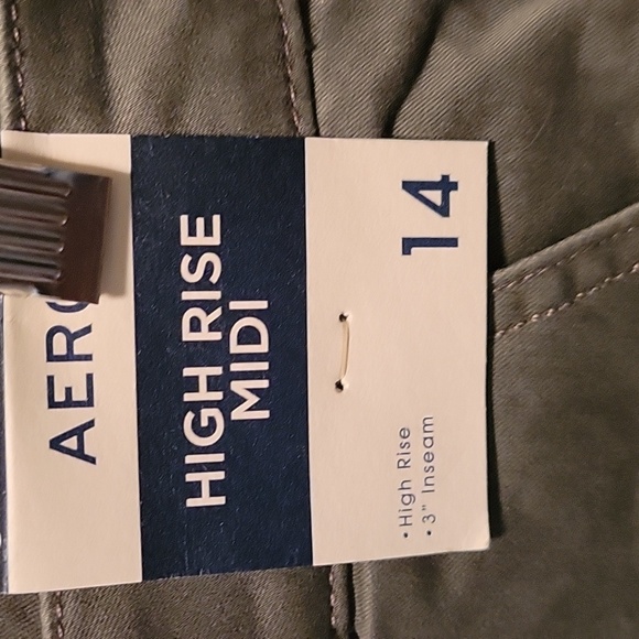 AEROPOSTALE NWT HIGH RISE MIDI SHORTS 15" WAIST - Picture 3 of 4